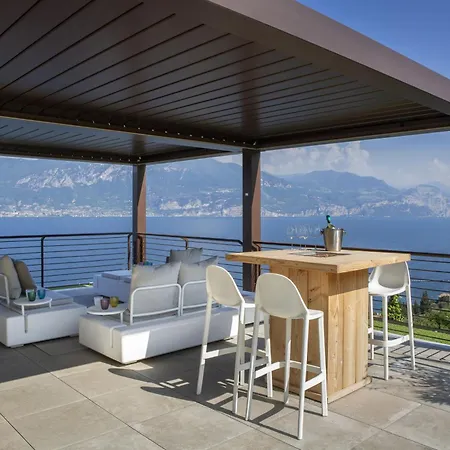 Penthouse Great View Pool & Whirpool Apartman
